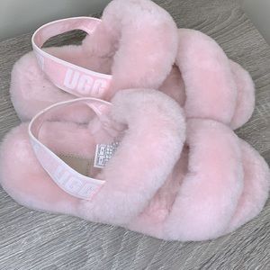UGG slippers size 6, blush pink